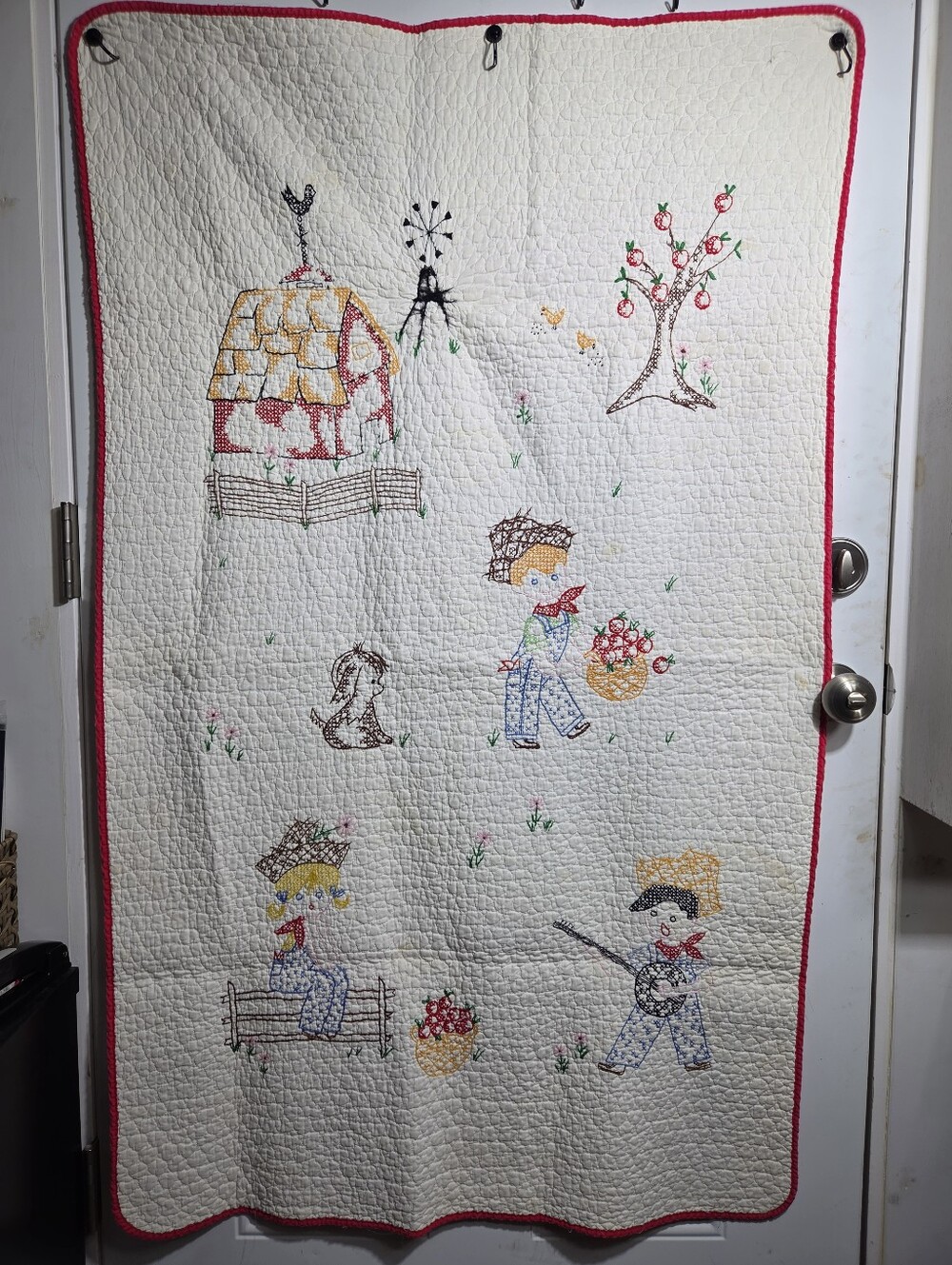 🍎 Vintage Hand Embroidered Farm Baby Crib Quilt Apple Tree Barn Country Folk